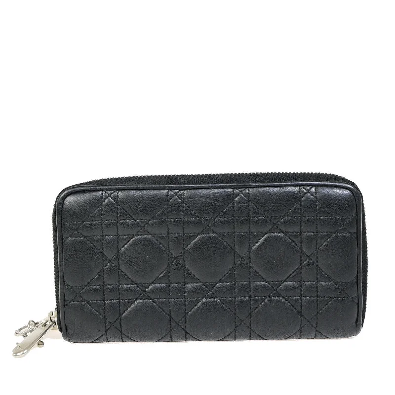 Dior Lady Dior  Leather Wallet  (Pre-Owned)